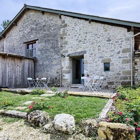 לינה וארוחת בוקר Vérac La Grange D'Oustaud מראה חיצוני תמונה